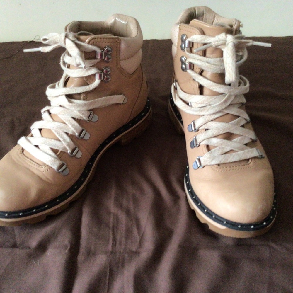 Sorel Lennox Hiker Hiking Boots Anthropologie  Sold Out Online Waterproof US 9